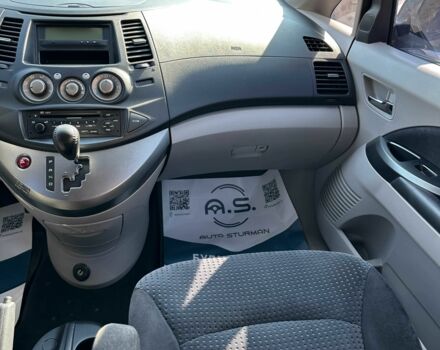 Синий Мицубиси Грандис, объемом двигателя 2.4 л и пробегом 236 тыс. км за 6400 $, фото 8 на Automoto.ua