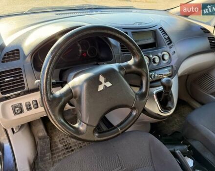 Мицубиси Грандис 2006 в Одессе на Automoto.ua Синий Мицубиси Грандис, объемом двигателя 2.38 л и пробегом 250 тыс. км за 6300 $, фото 12 на Automoto.ua
