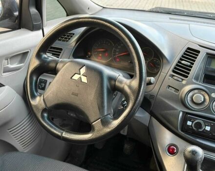 Синий Мицубиси Грандис, объемом двигателя 2.4 л и пробегом 250 тыс. км за 6490 $, фото 18 на Automoto.ua