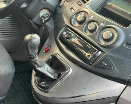 Синий Мицубиси Грандис, объемом двигателя 2.4 л и пробегом 250 тыс. км за 6490 $, фото 21 на Automoto.ua