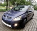 Синій Міцубісі Грандіс, об'ємом двигуна 2 л та пробігом 298 тис. км за 5600 $, фото 1 на Automoto.ua