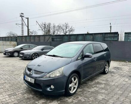 Синий Мицубиси Грандис, объемом двигателя 2 л и пробегом 280 тыс. км за 1999 $, фото 1 на Automoto.ua