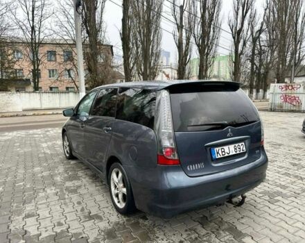 Синий Мицубиси Грандис, объемом двигателя 2 л и пробегом 280 тыс. км за 1999 $, фото 3 на Automoto.ua