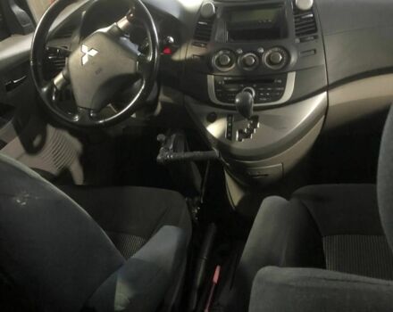 Синій Міцубісі Грандіс, об'ємом двигуна 2.4 л та пробігом 236 тис. км за 6999 $, фото 4 на Automoto.ua