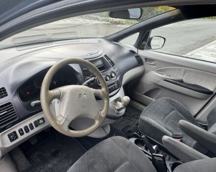 Мицубиси Грандис 2004 в Белой Церкве на Automoto.ua Синий Мицубиси Грандис, объемом двигателя 2.4 л и пробегом 396 тыс. км за 3999 $, фото 5 на Automoto.ua