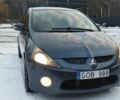 Синий Мицубиси Грандис, объемом двигателя 2 л и пробегом 380 тыс. км за 3100 $, фото 2 на Automoto.ua
