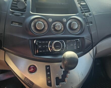 Синий Мицубиси Грандис, объемом двигателя 2.4 л и пробегом 226 тыс. км за 6100 $, фото 4 на Automoto.ua