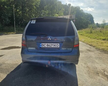 Синий Мицубиси Грандис, объемом двигателя 2.4 л и пробегом 226 тыс. км за 6100 $, фото 2 на Automoto.ua