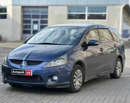 Синий Мицубиси Грандис, объемом двигателя 2.4 л и пробегом 250 тыс. км за 6490 $, фото 1 на Automoto.ua