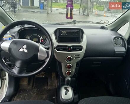 Білий Міцубісі І-Мієв, об'ємом двигуна 0 л та пробігом 97 тис. км за 4200 $, фото 6 на Automoto.ua