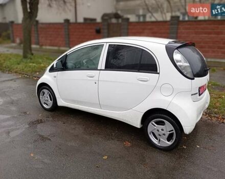 Белый Мицубиси И-Миев, объемом двигателя 0 л и пробегом 98 тыс. км за 4300 $, фото 1 на Automoto.ua