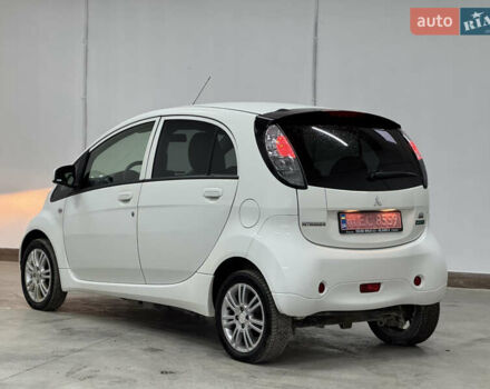 Белый Мицубиси И-Миев, объемом двигателя 0 л и пробегом 120 тыс. км за 3500 $, фото 16 на Automoto.ua