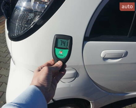 Білий Міцубісі І-Мієв, об'ємом двигуна 0 л та пробігом 93 тис. км за 3777 $, фото 62 на Automoto.ua