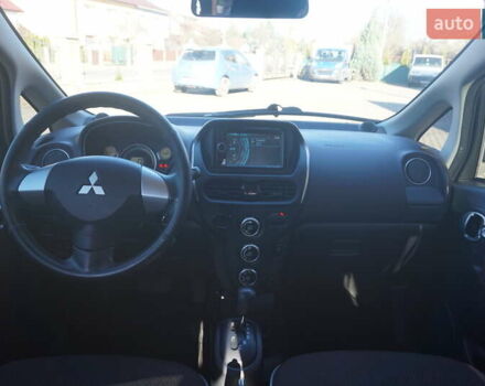 Білий Міцубісі І-Мієв, об'ємом двигуна 0 л та пробігом 93 тис. км за 3777 $, фото 47 на Automoto.ua