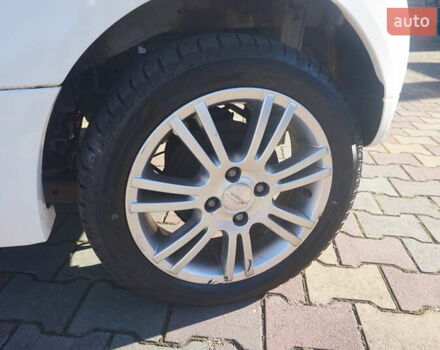 Білий Міцубісі І-Мієв, об'ємом двигуна 0 л та пробігом 93 тис. км за 3777 $, фото 54 на Automoto.ua