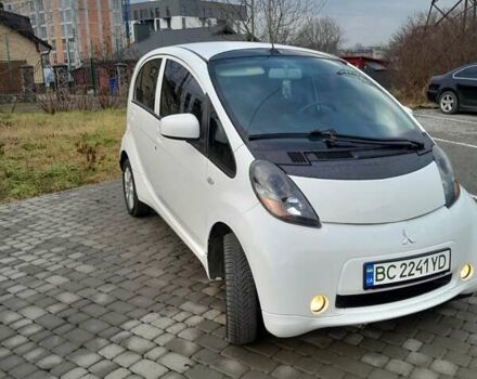 Белый Мицубиси И-Миев, объемом двигателя 0 л и пробегом 95 тыс. км за 4400 $, фото 5 на Automoto.ua