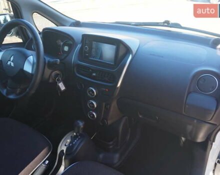 Білий Міцубісі І-Мієв, об'ємом двигуна 0 л та пробігом 93 тис. км за 3777 $, фото 40 на Automoto.ua