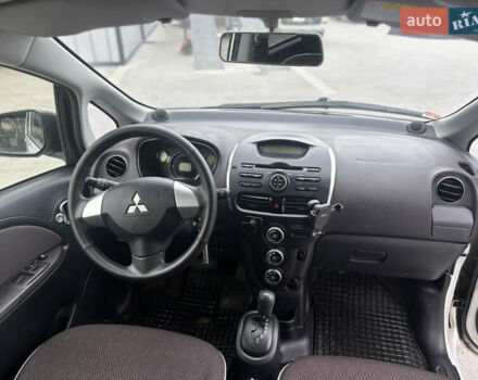 Білий Міцубісі І-Мієв, об'ємом двигуна 0 л та пробігом 110 тис. км за 3999 $, фото 24 на Automoto.ua