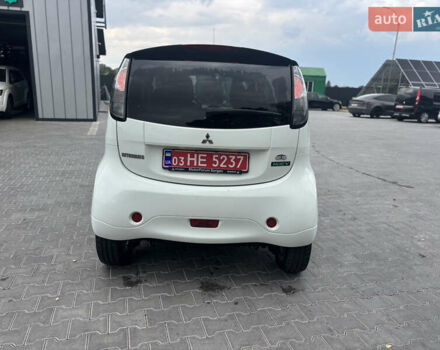 Білий Міцубісі І-Мієв, об'ємом двигуна 0 л та пробігом 110 тис. км за 3999 $, фото 6 на Automoto.ua