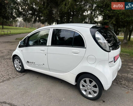 Белый Мицубиси И-Миев, объемом двигателя 0 л и пробегом 59 тыс. км за 4750 $, фото 4 на Automoto.ua