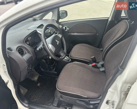 Білий Міцубісі І-Мієв, об'ємом двигуна 0 л та пробігом 110 тис. км за 3999 $, фото 13 на Automoto.ua