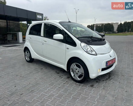 Білий Міцубісі І-Мієв, об'ємом двигуна 0 л та пробігом 110 тис. км за 3999 $, фото 10 на Automoto.ua