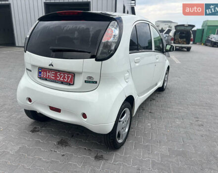 Білий Міцубісі І-Мієв, об'ємом двигуна 0 л та пробігом 110 тис. км за 3999 $, фото 7 на Automoto.ua
