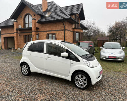 Белый Мицубиси И-Миев, объемом двигателя 0 л и пробегом 166 тыс. км за 3100 $, фото 3 на Automoto.ua