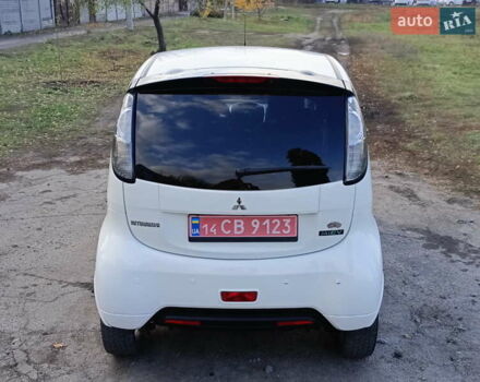 Белый Мицубиси И-Миев, объемом двигателя 0 л и пробегом 94 тыс. км за 4400 $, фото 5 на Automoto.ua