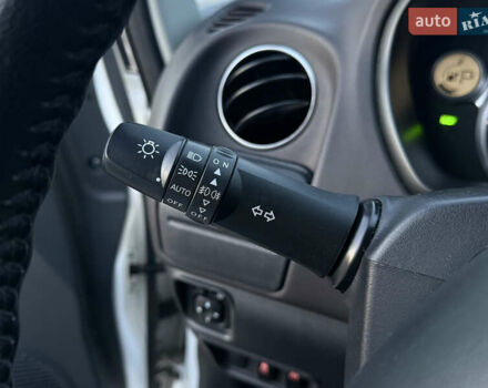 Белый Мицубиси И-Миев, объемом двигателя 0 л и пробегом 57 тыс. км за 4750 $, фото 57 на Automoto.ua