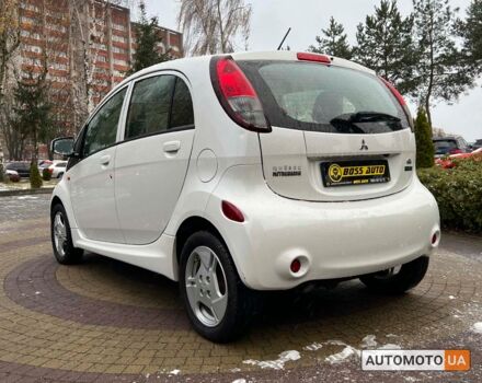 Мицубиси И-Миев 2015 в Львове на Automoto.ua Белый Мицубиси И-Миев, объемом двигателя 16 л и пробегом 47 тыс. км за 5900 $, фото 4 на Automoto.ua