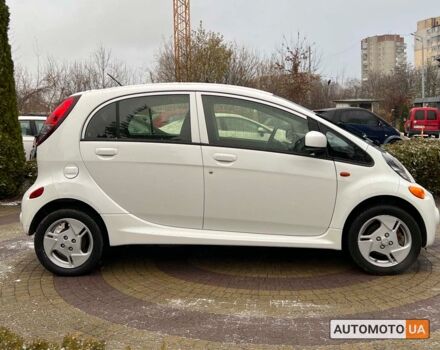 Мицубиси И-Миев 2015 в Львове на Automoto.ua Белый Мицубиси И-Миев, объемом двигателя 16 л и пробегом 47 тыс. км за 5900 $, фото 7 на Automoto.ua