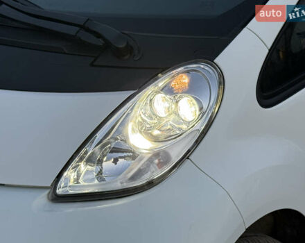 Белый Мицубиси И-Миев, объемом двигателя 0 л и пробегом 57 тыс. км за 4750 $, фото 67 на Automoto.ua