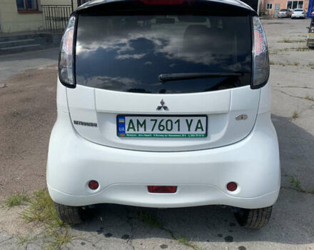 Мицубиси И-Миев 2016 в Житомире на Automoto.ua Белый Мицубиси И-Миев, объемом двигателя 0 л и пробегом 97 тыс. км за 5900 $, фото 5 на Automoto.ua