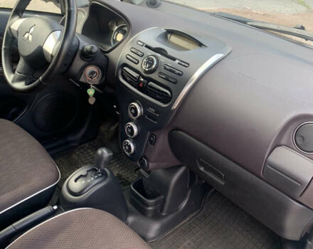 Мицубиси И-Миев 2016 в Житомире на Automoto.ua Белый Мицубиси И-Миев, объемом двигателя 0 л и пробегом 97 тыс. км за 5900 $, фото 6 на Automoto.ua