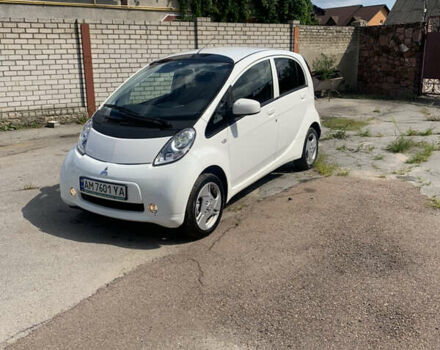 Мицубиси И-Миев 2016 в Житомире на Automoto.ua Белый Мицубиси И-Миев, объемом двигателя 0 л и пробегом 97 тыс. км за 5900 $, фото 1 на Automoto.ua