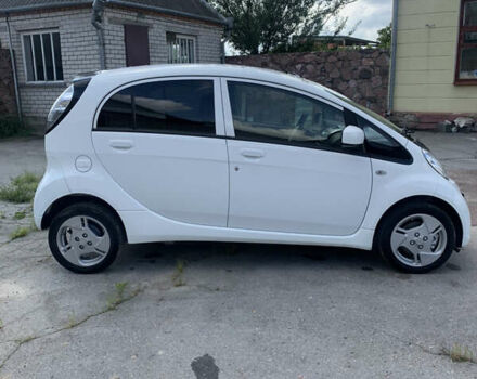 Мицубиси И-Миев 2016 в Житомире на Automoto.ua Белый Мицубиси И-Миев, объемом двигателя 0 л и пробегом 97 тыс. км за 5900 $, фото 3 на Automoto.ua