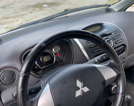 Мицубиси И-Миев 2016 в Житомире на Automoto.ua Белый Мицубиси И-Миев, объемом двигателя 0 л и пробегом 97 тыс. км за 5900 $, фото 8 на Automoto.ua