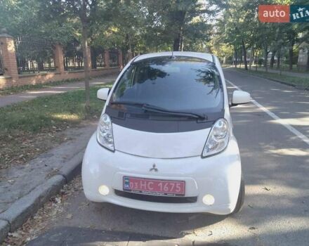 Белый Мицубиси И-Миев, объемом двигателя 0 л и пробегом 77 тыс. км за 5599 $, фото 2 на Automoto.ua