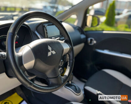 Белый Мицубиси И-Миев, объемом двигателя 16 л и пробегом 72 тыс. км за 8500 $, фото 15 на Automoto.ua