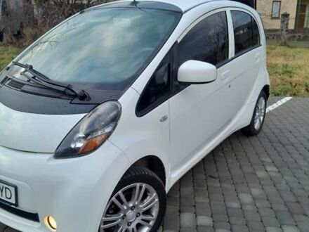 Белый Мицубиси И-Миев, объемом двигателя 0 л и пробегом 95 тыс. км за 4400 $, фото 1 на Automoto.ua