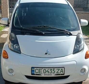 Белый Мицубиси И-Миев, объемом двигателя 0 л и пробегом 56 тыс. км за 4500 $, фото 1 на Automoto.ua