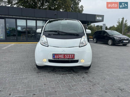 Мицубиси И-Миев 2013 в Владимир-Волынский на Automoto.ua Белый Мицубиси И-Миев, объемом двигателя 0 л и пробегом 110 тыс. км за 3999 $, фото 1 на Automoto.ua