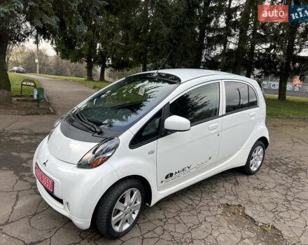 Белый Мицубиси И-Миев, объемом двигателя 0 л и пробегом 59 тыс. км за 4750 $, фото 1 на Automoto.ua