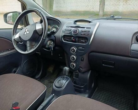 Черный Мицубиси И-Миев, объемом двигателя 0 л и пробегом 120 тыс. км за 4900 $, фото 10 на Automoto.ua