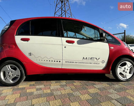 Красный Мицубиси И-Миев, объемом двигателя 0 л и пробегом 84 тыс. км за 4400 $, фото 7 на Automoto.ua
