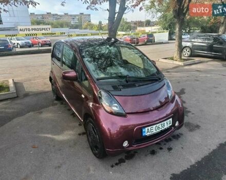 Красный Мицубиси И-Миев, объемом двигателя 0 л и пробегом 100 тыс. км за 5100 $, фото 1 на Automoto.ua