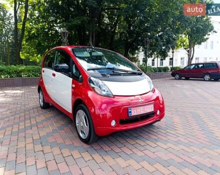 Красный Мицубиси И-Миев, объемом двигателя 0 л и пробегом 92 тыс. км за 4299 $, фото 2 на Automoto.ua