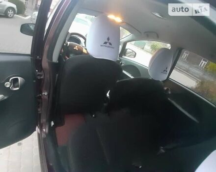 Красный Мицубиси И-Миев, объемом двигателя 0 л и пробегом 67 тыс. км за 5800 $, фото 7 на Automoto.ua