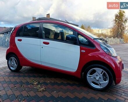 Красный Мицубиси И-Миев, объемом двигателя 0 л и пробегом 92 тыс. км за 3999 $, фото 3 на Automoto.ua